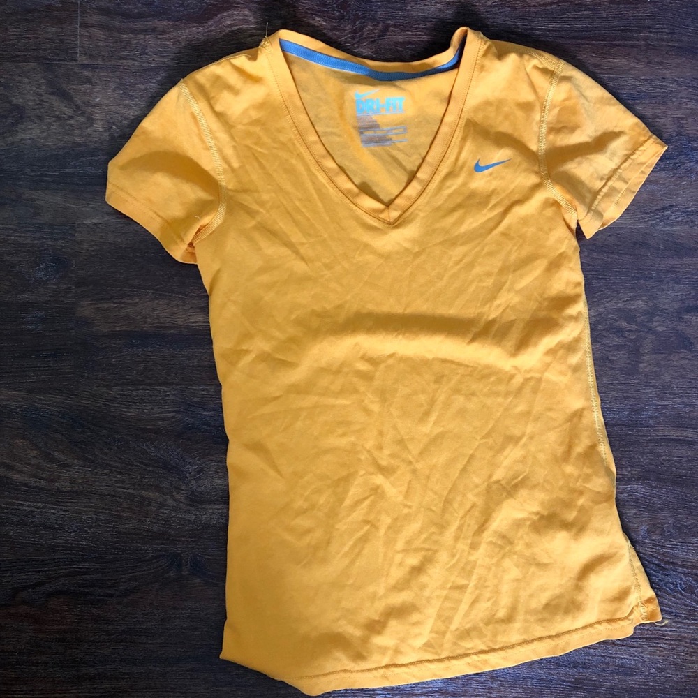Orange Nike Dri-fit T-shirt